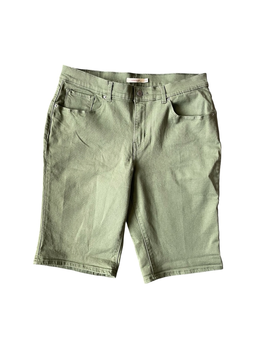 Levi’s Olive Green Bermuda Shorts Womens Size 31 Cotton Twill